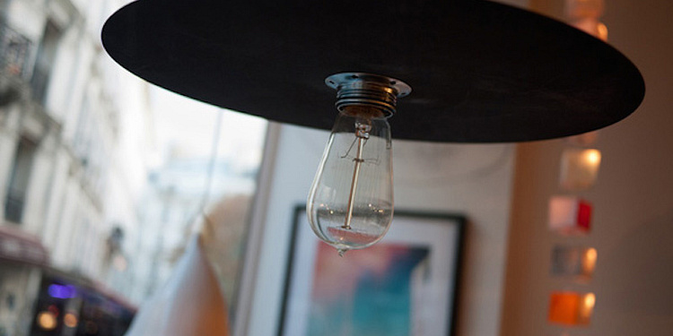 13 Bis Rue Henry Monnier 75009 Paris Le Rocketship, Paris - Restaurant, Shop