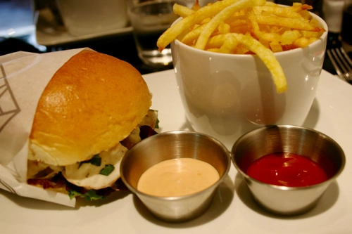 Little Apple Restaurant Paris