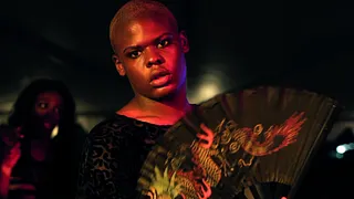Projections x3 : KIKI de Sara Jordenö et Twiggy Pucci Garçon