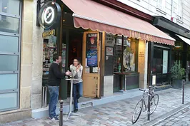 Le Troll Café