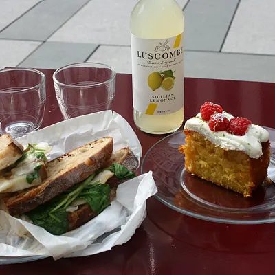 Ten Belles Bread, bakery et coffeeshop du nouvel îlot Bréguet