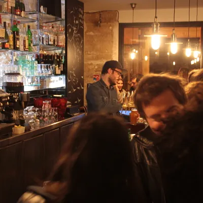 L'Inconnu, le café/bar/club à connaître