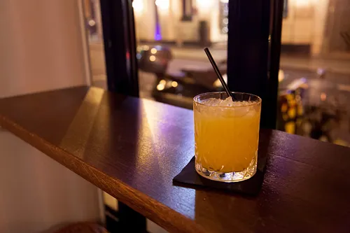 Les Justes - Pigalle Bar Paris