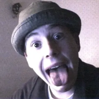 Ludo M