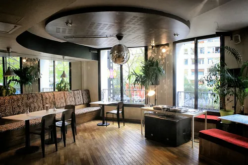 Mezzanine Bar Salle de concert Restaurant Paris