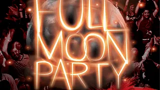 Hostelworld.com & Belushis’ Summer Full Moon Party