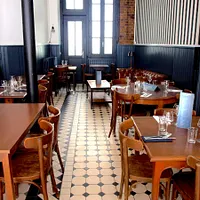 Le Café Lumière