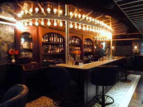 Lulu White Bar Paris