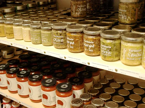 Maison Plisson Beaumarchais Restaurant Shop Paris