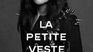 La Petite Veste Noire : Un classique de Chanel revisité par Karl Lagerfeld et Carine Roitfeld
