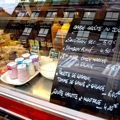 Chez Hipolène : épicerie et bistrot de quartier rue Saint-Maur