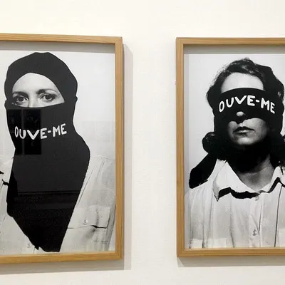 L'exposition Corpus, le corps détourné par Helena Almeida au Jeu de Paume