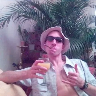J-P P