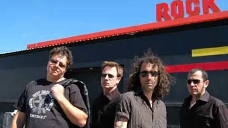 THE HOLY CURSE + ZE RIPPERS