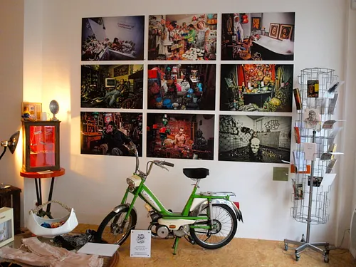 Mel, Mich & Martin Restaurant Galerie d'art Shop Paris