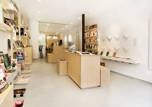 LO/A - Library Of Arts Galerie d'art Shop Paris