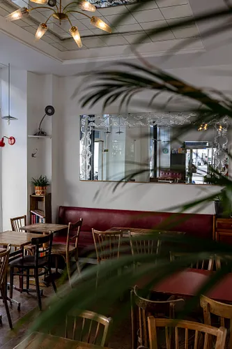 Café Content Restaurant Paris