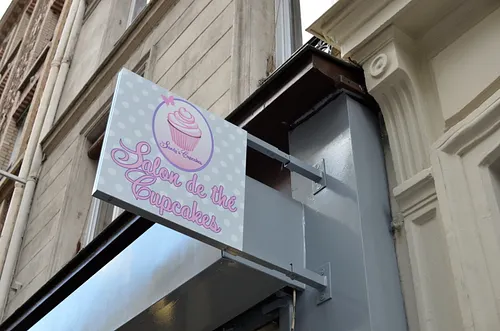 Sandy’s Cupcakes Restaurant Shop Paris