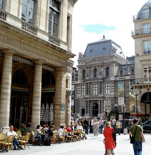 Le Nemours Bar Restaurant Paris
