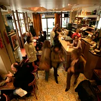 Le Café Constant