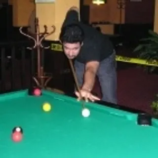 Issam F