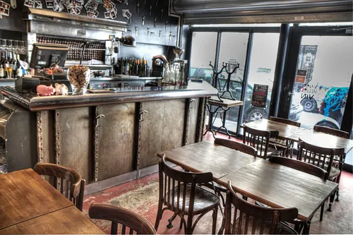Le Vingt heures vin Restaurant Paris