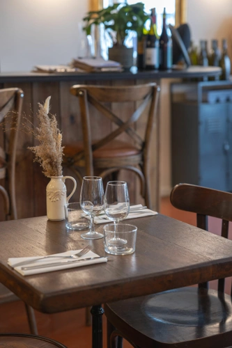 Clutch Restaurant Paris