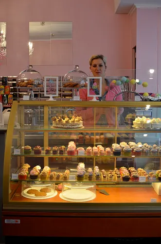Sandy’s Cupcakes Restaurant Shop Paris