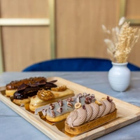 L'Éclair de Génie Café