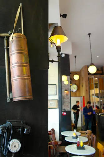 Mamie Faubourg Montmartre Restaurant Paris