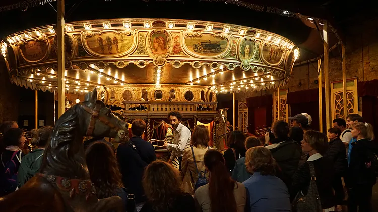 Voyage insolite au Musée des Arts Forains – Été 2019