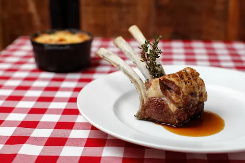 Au Petit Tonneau Restaurant PARIS