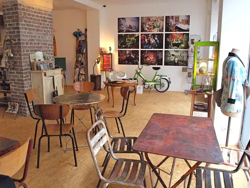 Mel, Mich & Martin Restaurant Galerie d'art Shop Paris