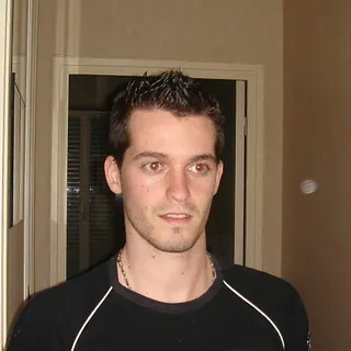 Yannick R
