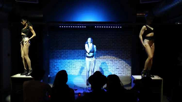 Show Cabaret Underground - Maison Mazao & RDV des expats