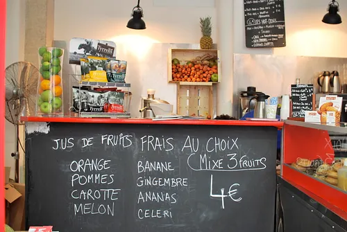 Hutch Hot-Dog House Restaurant Paris