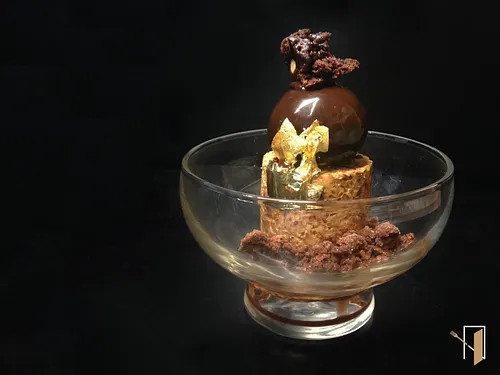 L'Atelier Noir Restaurant Shop Paris