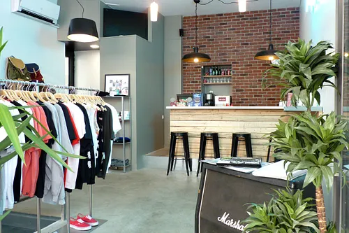 Landscape Tattoo Restaurant Shop Paris