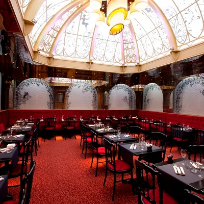 Le Musée Grévin ouvre le Café Grévin