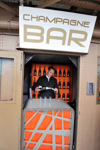 Le Bar à champagne de la Tour Eiffel Bar Paris