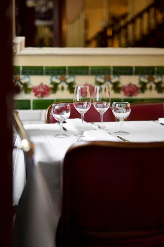 Aux Lyonnais Restaurant Paris