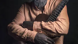 Clinton Fearon & the Boogie Brown Band