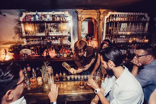 Isadora Bar Paris