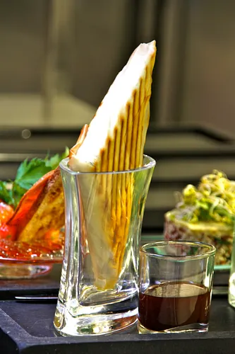PB2 Restaurant Neuilly-sur-Seine