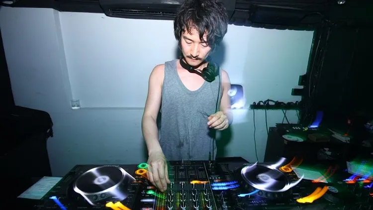 [CLUB] FOLLOW THE WHITE RABBIT 8th BIRTHDAY