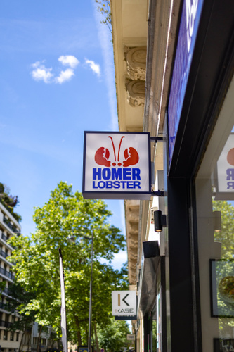 Homer Lobster Victor Hugo Restaurant Paris