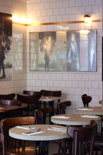Merguez & Pastrami Restaurant Paris