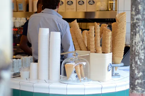 La Crème de Paris Restaurant Shop Paris