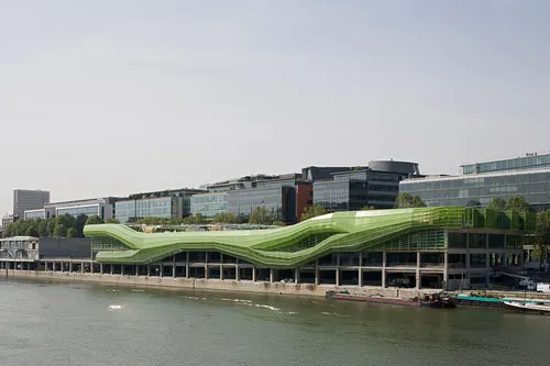 Cité de la Mode et du Design - Les Docks Club Restaurant Musée Shop Paris