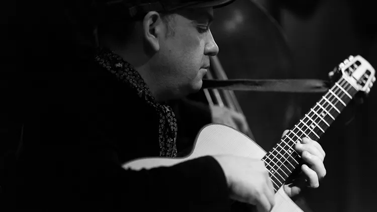 Rodolphe RAFFALLI trio  « Hommage à Brassens » - Jazz manouche
